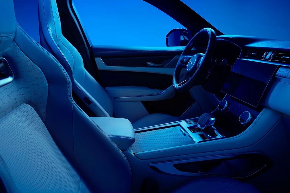 F-Pace Passenger Seat in UAE