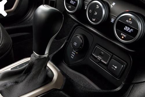 Jeep Renegade Gear Shifter