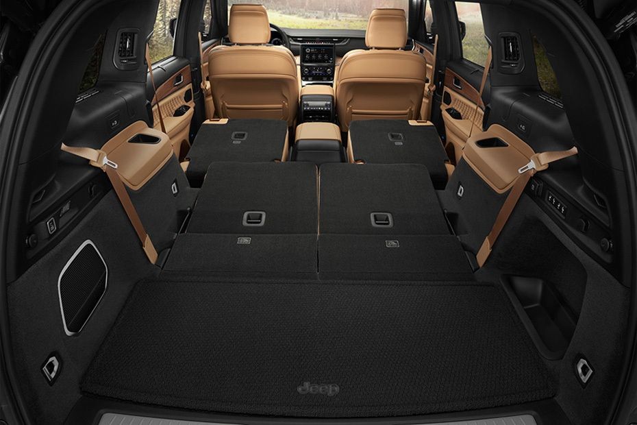 Folding Seats of Jeep Grand Cherokee in UAE