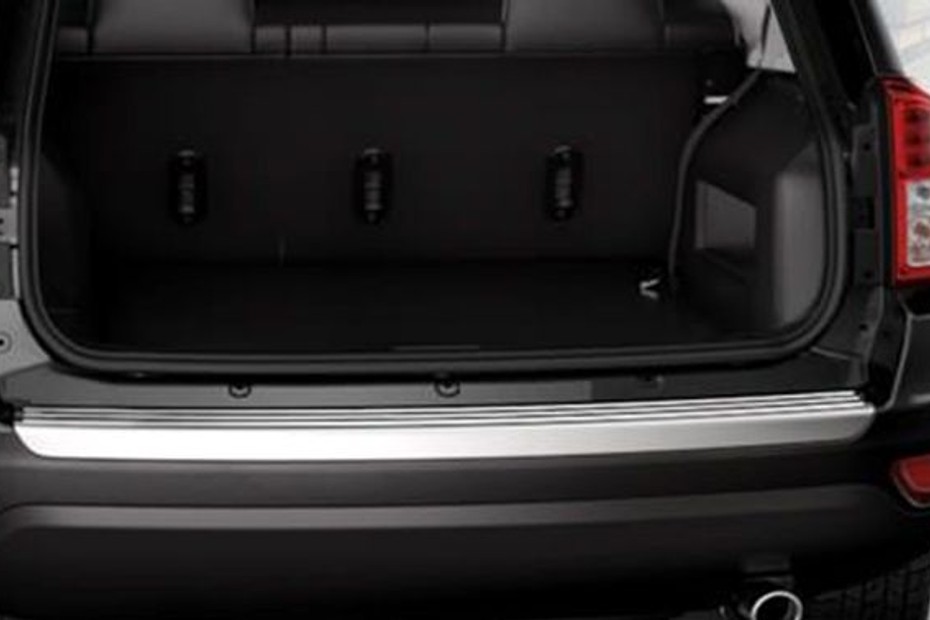 Storage Closer View of Jeep Compass (2012-2021) in UAE