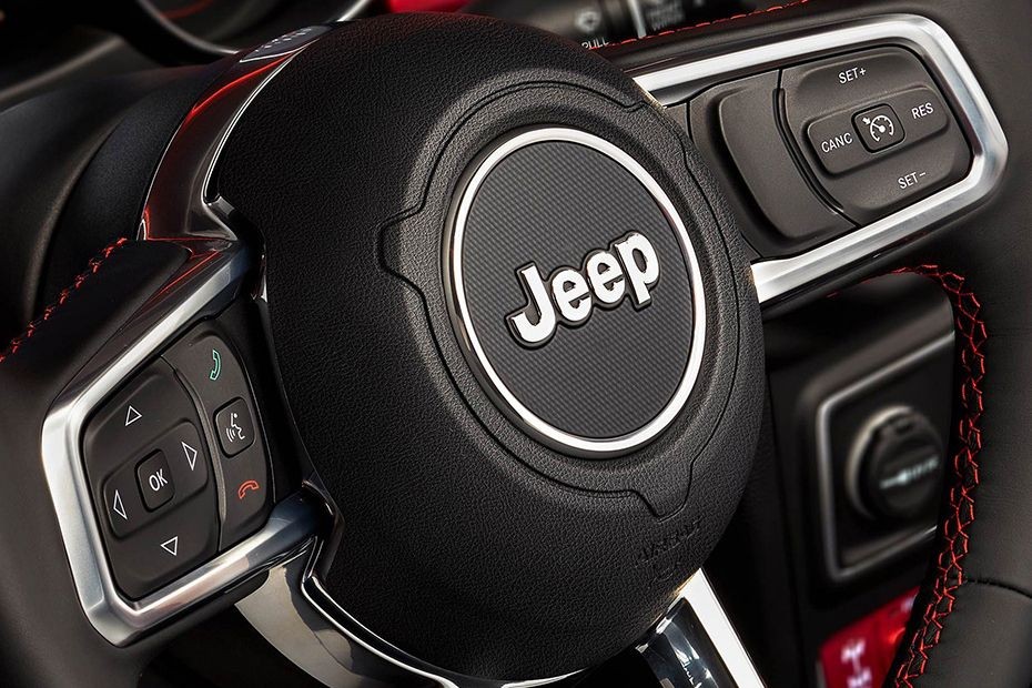 Jeep Wrangler Multi Function Steering in UAE