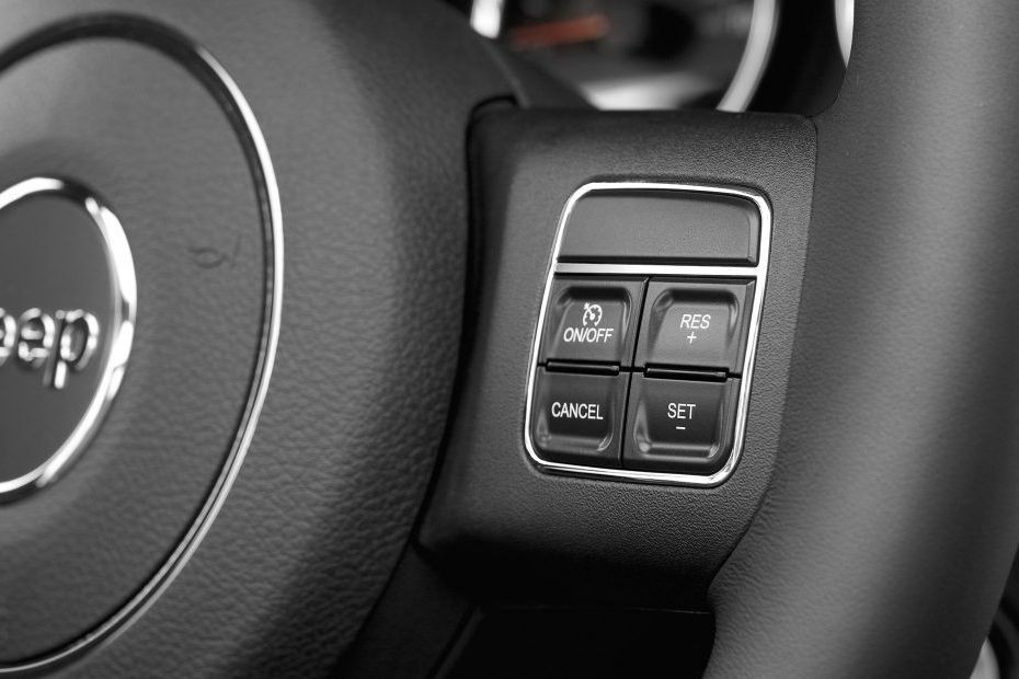 Jeep Wrangler Unlimited Multi Function Steering in UAE