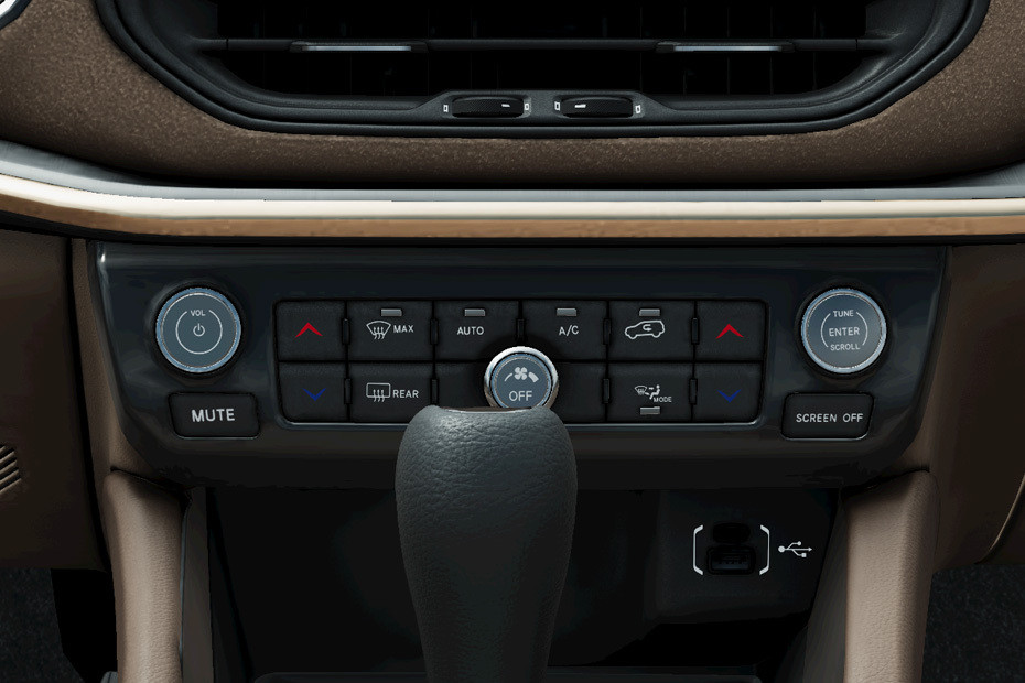 Front AC Controls of Jeep Commander in UAE