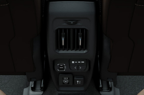 Commander Rear AC Controls
