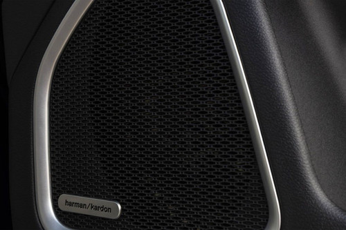 Speakers View of Jeep Commander