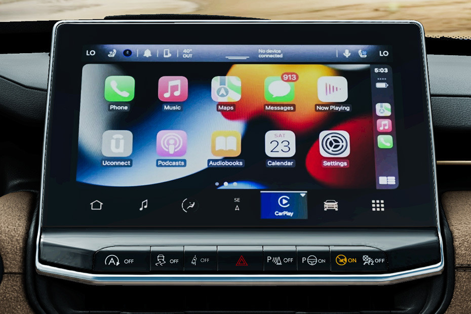 Stereo View of Commander in UAE