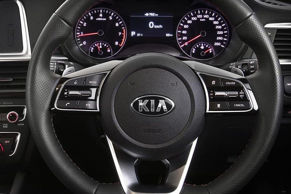 KIA Optima Multi Function Steering in UAE
