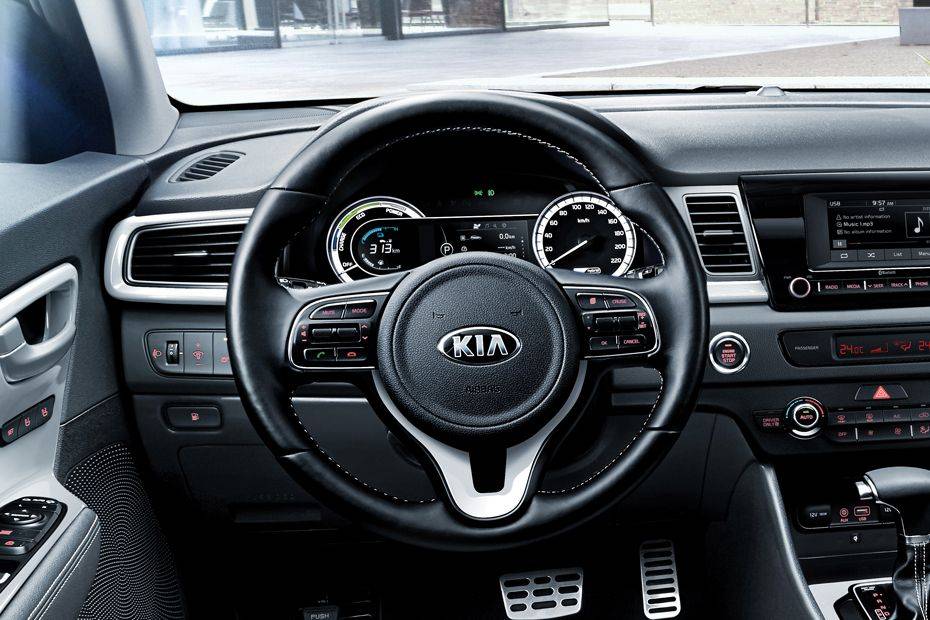 Discontinued Kia Niro Kappa 1.6 Gdi Features & Specs