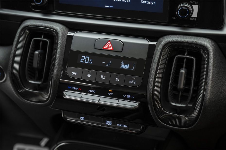 Front AC Controls of KIA Sonet in UAE