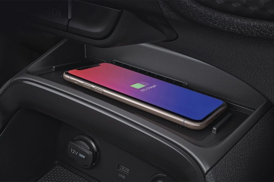 Power Accessories Outlet View of KIA Sonet in UAE