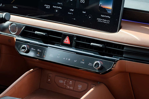 Front AC Controls of KIA K8