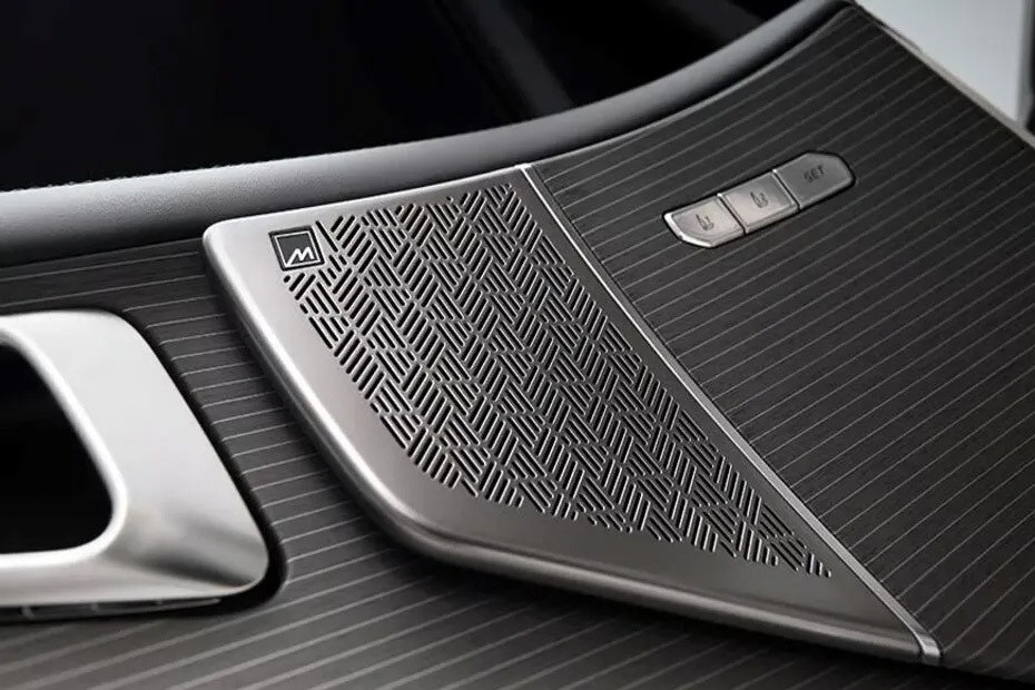 Speakers View of KIA K8 Speakers View of KIA K8