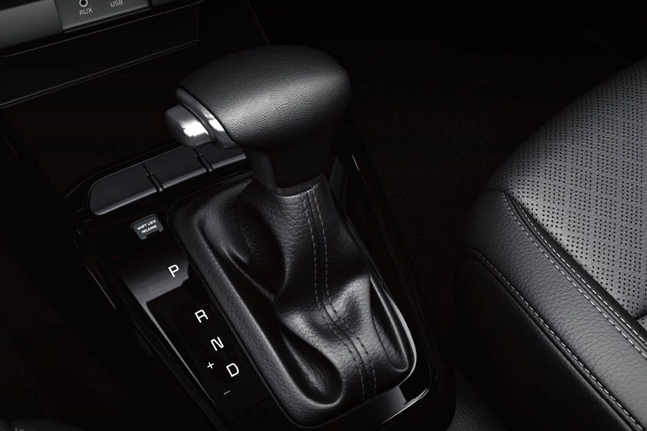 KIA Rio 4-Door Gear Shifter in UAE