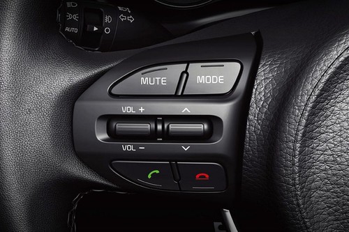 KIA Rio 5-Door Multi Function Steering