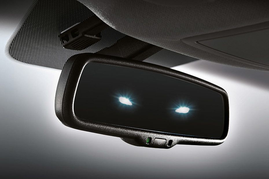 Cerato (2012-2021) Courtesy Lamps in UAE