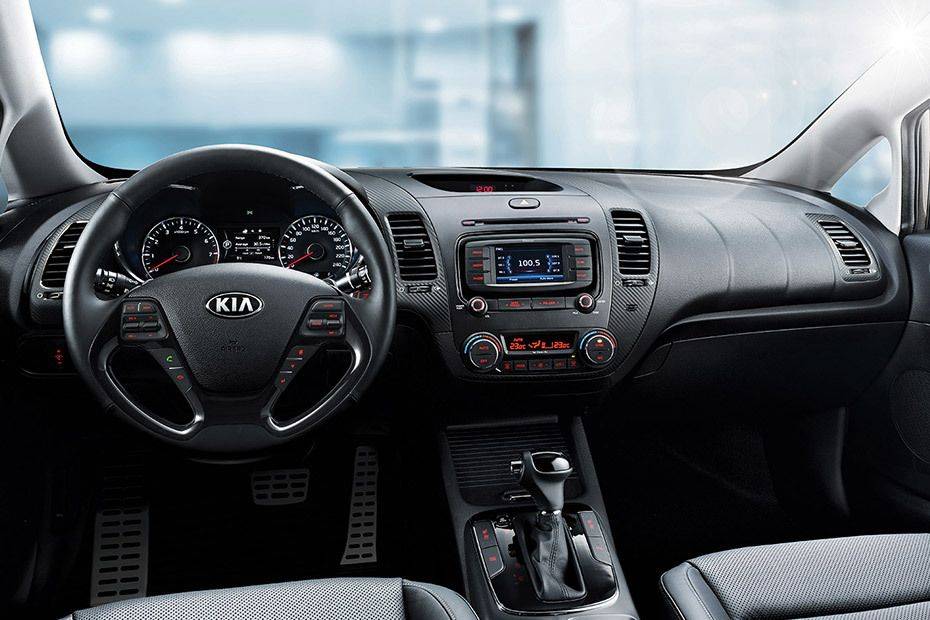 Discontinued KIA Cerato (2012-2021) Features & Specs