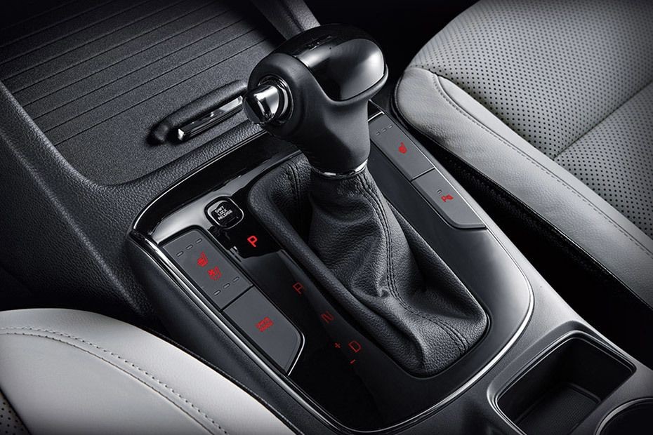 KIA Cerato (2012-2021) Gear Shifter in UAE