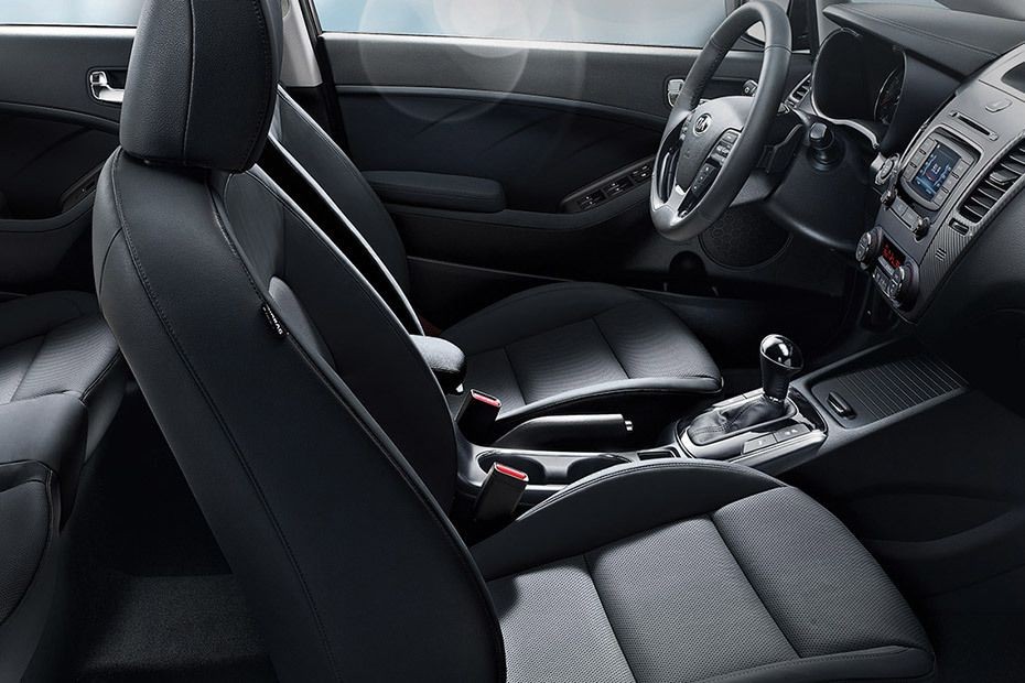 Cerato (2012-2021) Passenger Seat in UAE