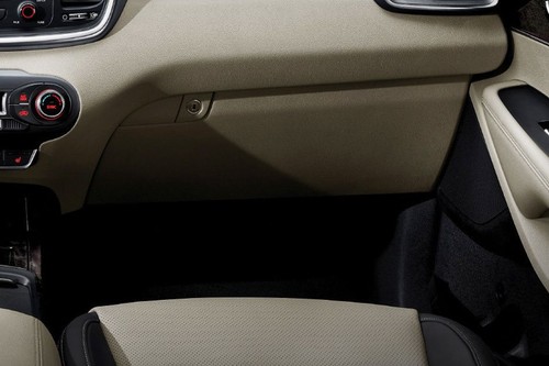 KIA Sorento (2012-2018) Glove Box