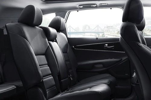 KIA Sorento (2012-2018) Rear Seats