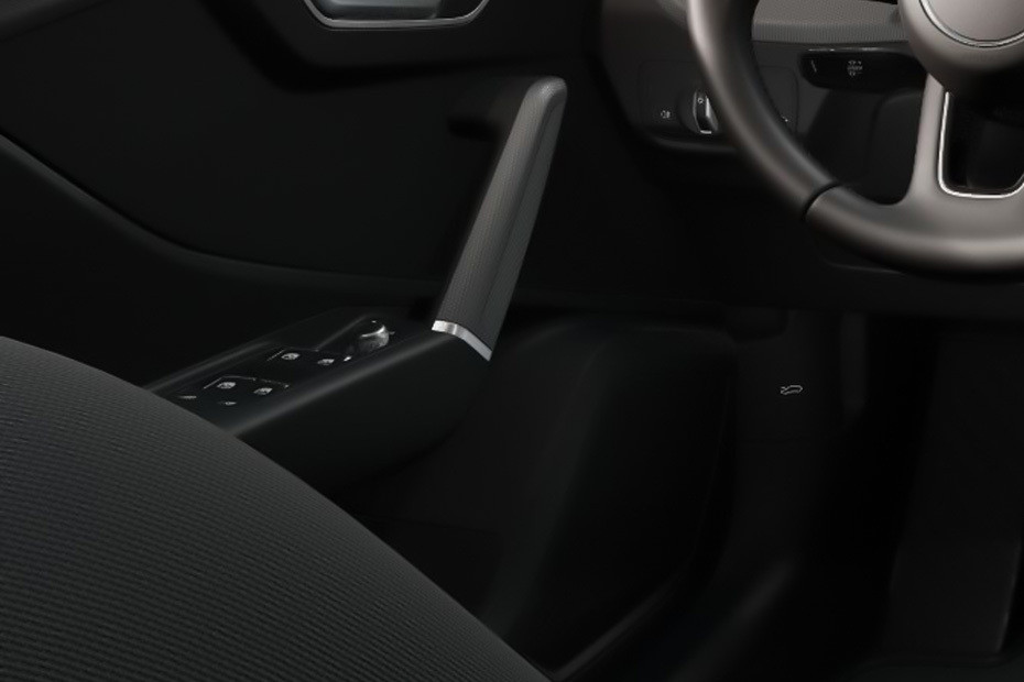 Audi Q2 Drivers Side In Side Door Controls