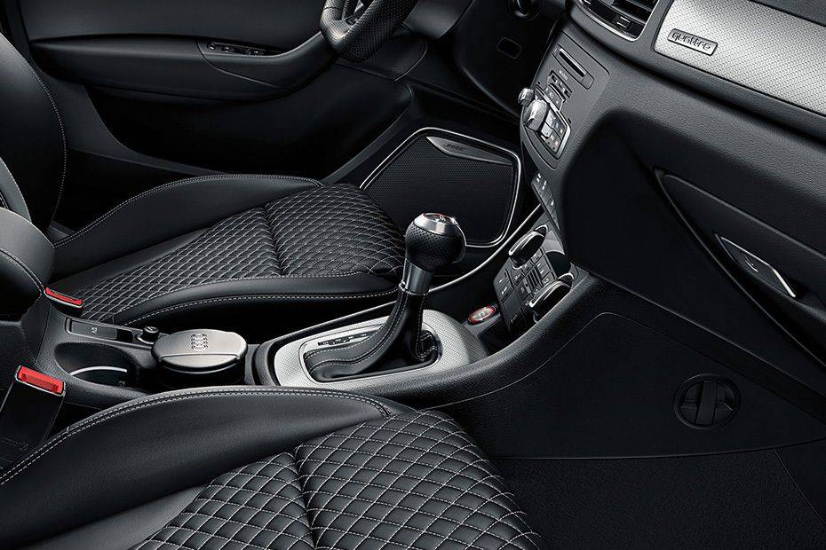 Audi RS Q3 (2017-2022) Gear Shifter Audi RS Q3 (2017-2022) Gear Shifter