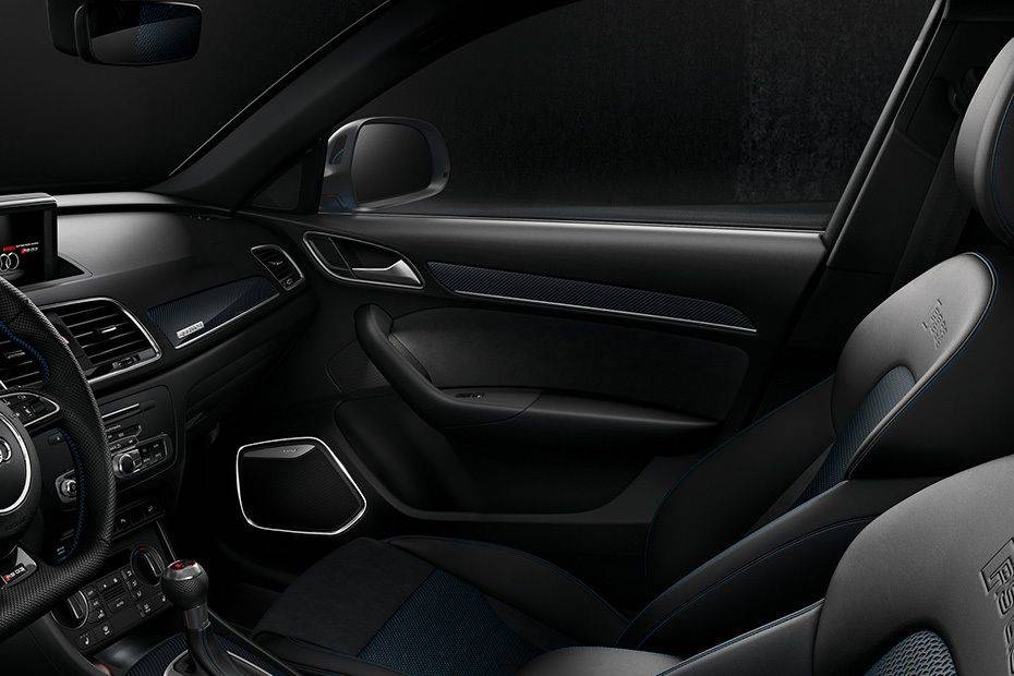 Audi RS Q3 (2017-2022) Passengers View Audi RS Q3 (2017-2022) Passengers View