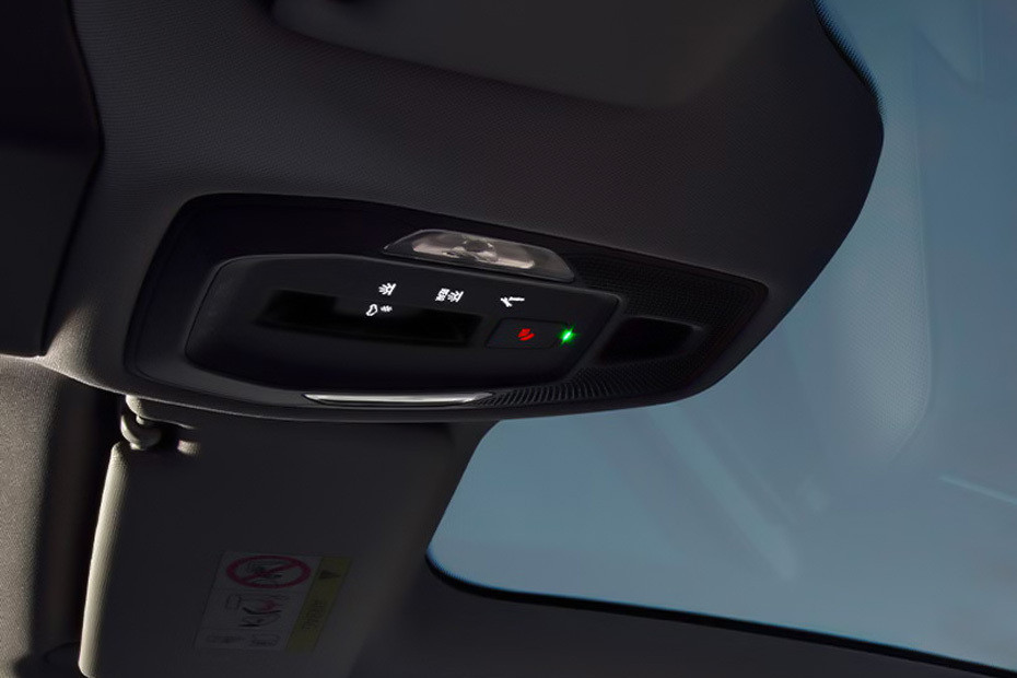 A5 Sedan Courtesy Lamps