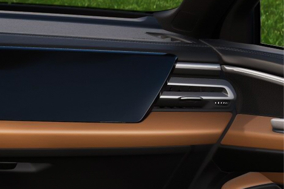 A5 Sedan Front Side Ac Vents in UAE