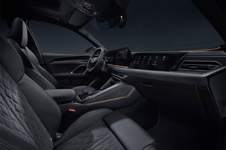 Audi Q5 Passengers View