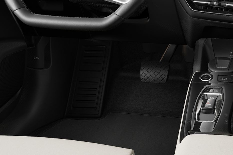 Q6 E-Tron Richbrook Competition Foot Pedal Set in UAE