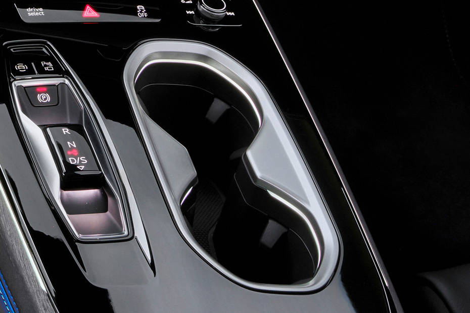 A6 2025 Cup Holders A6 2025 Cup Holders