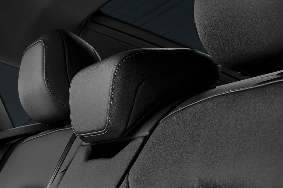 A6 2025 Rear Seat Head rest A6 2025 Rear Seat Head rest