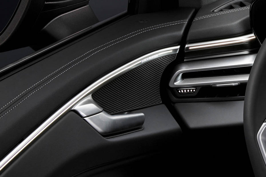 Speakers View of Audi A6 2025 Speakers View of Audi A6 2025