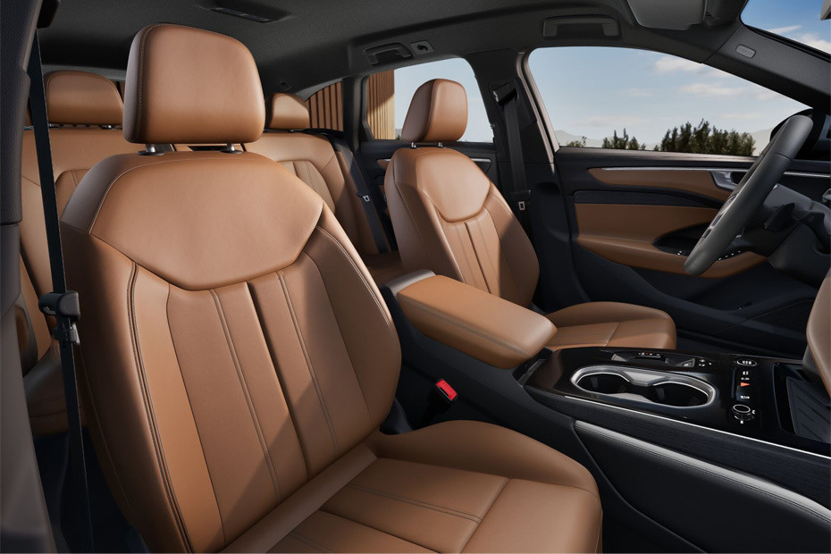 A6 Avant Front Seats in UAE