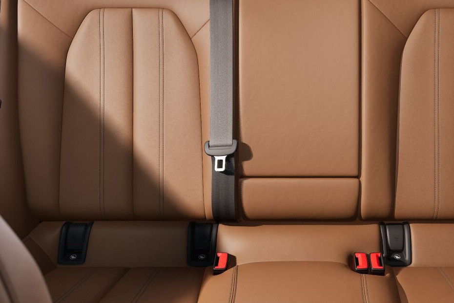 A6 Avant Seat Belt in UAE