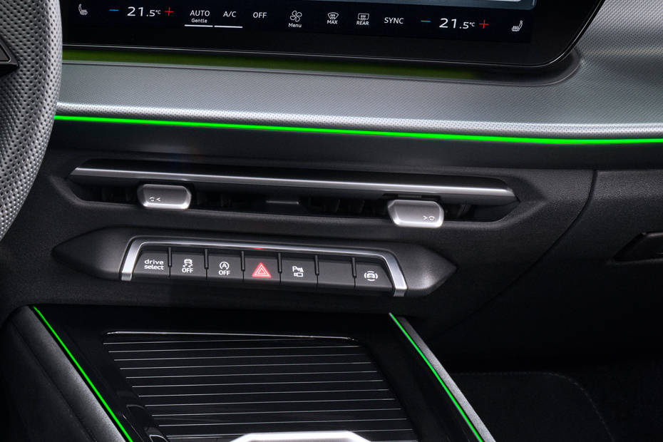 Front AC Controls of Audi Q3 2026 Front AC Controls of Audi Q3 2026