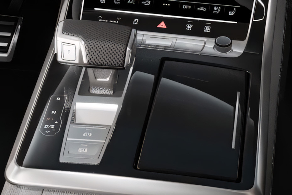 Audi SQ7 Gear Shifter in UAE