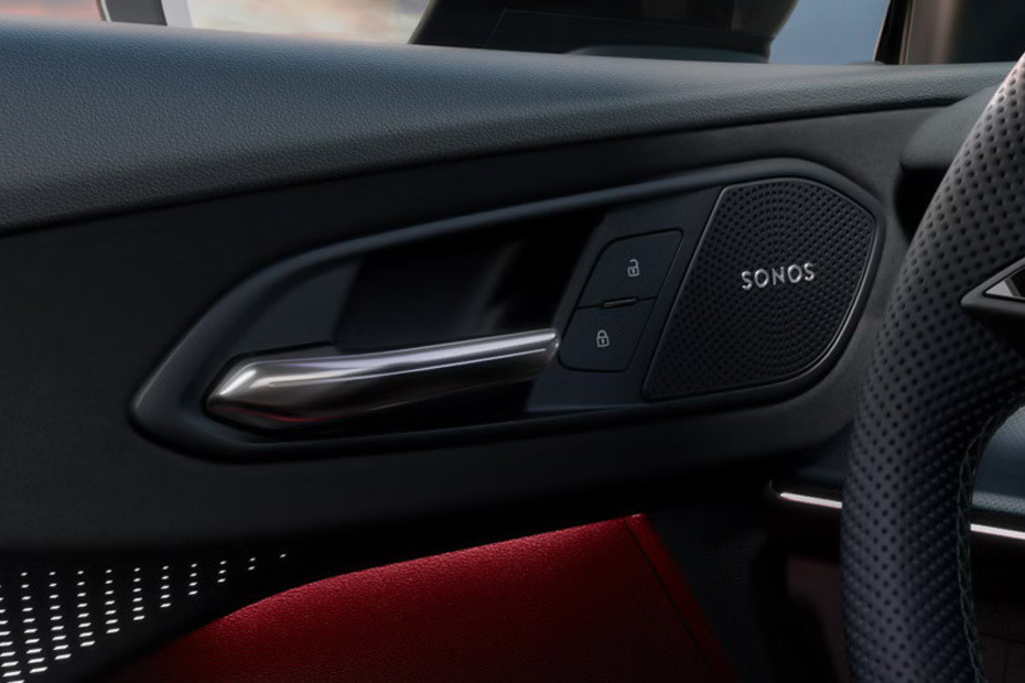 door handle interior of Audi Q3 Sportback