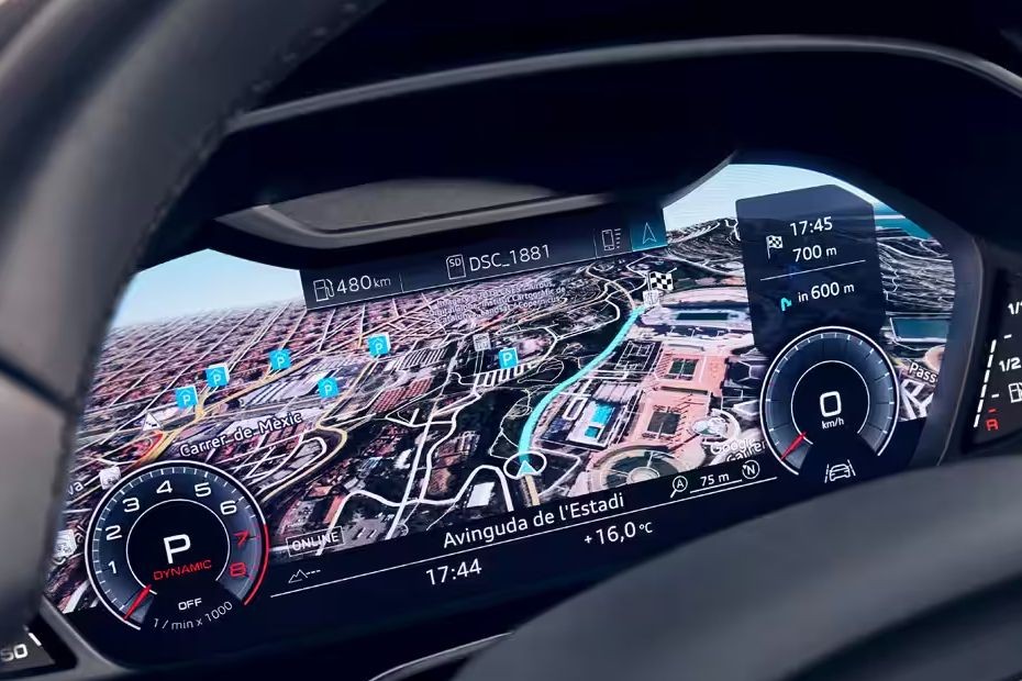 Q3 gps navigator in UAE