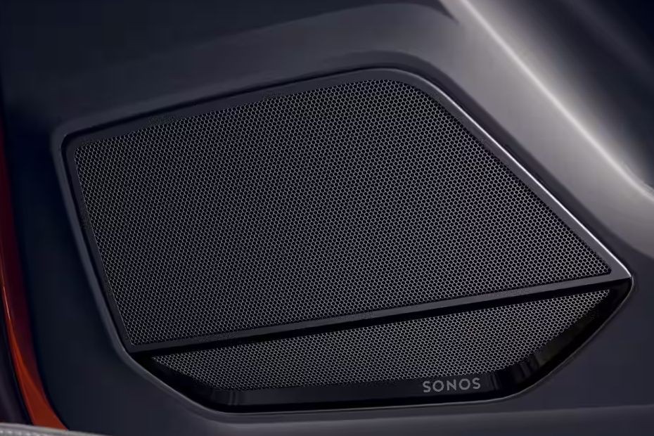 Speakers View of Audi Q3 in UAE