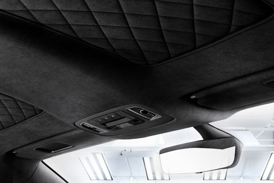 R8 Coupe Courtesy Lamps in UAE