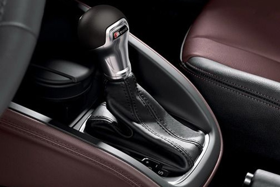 Audi A1 Gear Shifter in UAE