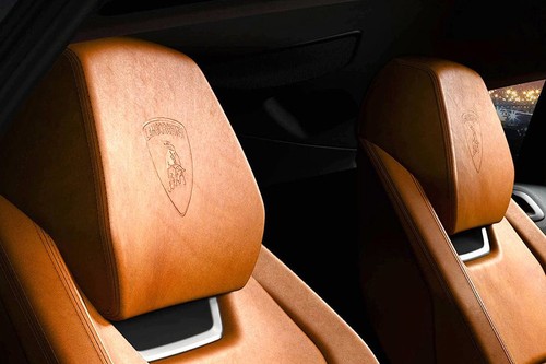 Urus(2022-2023) Front Seat Headrest