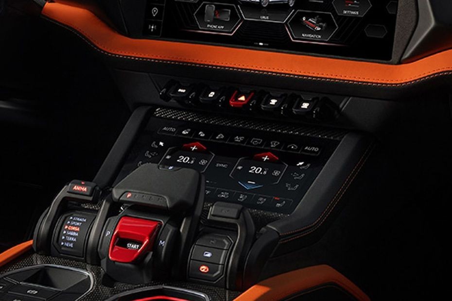Lamborghini Urus Gear Shifter in UAE
