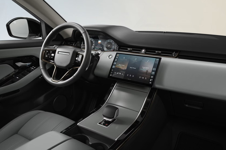 Dashboard View of RANGE ROVER EVOQUE