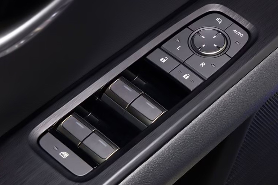 Lexus UX300H Drivers Side In Side Door Controls Lexus UX300H Drivers Side In Side Door Controls