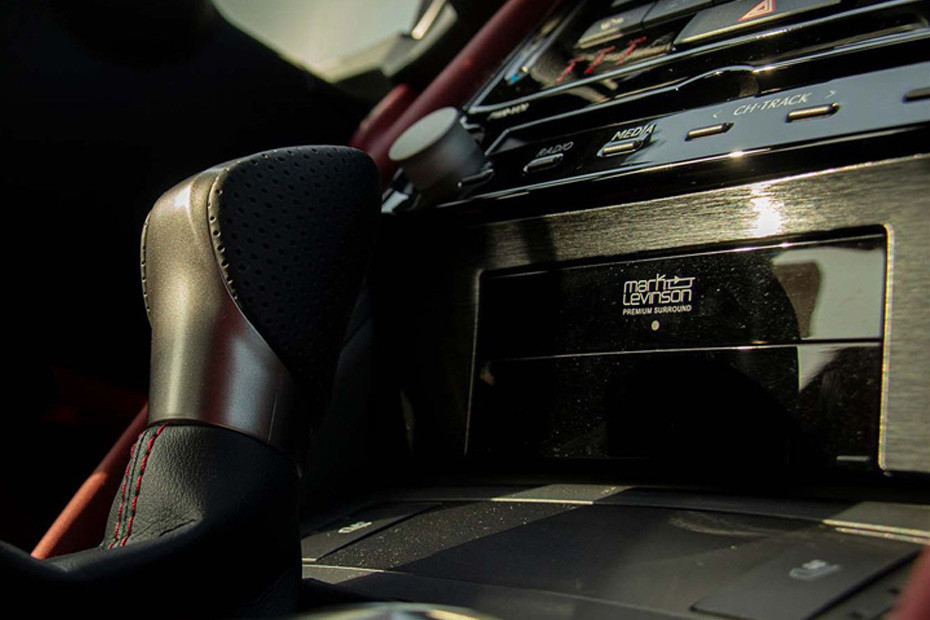 Lexus IS Gear Shifter Lexus IS Gear Shifter