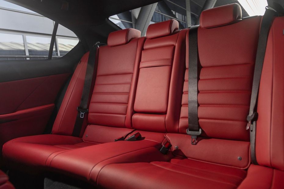 Lexus IS Rear Seats in UAE