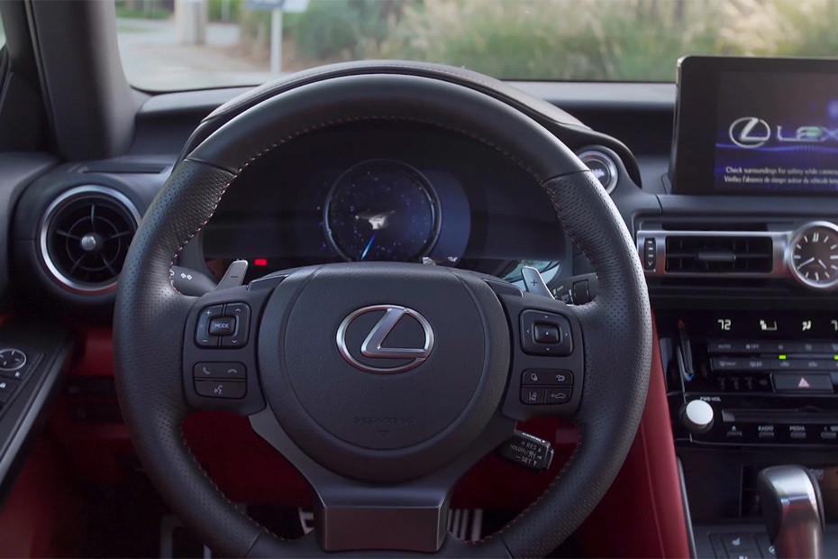 Lexus IS Steering Wheel in UAE